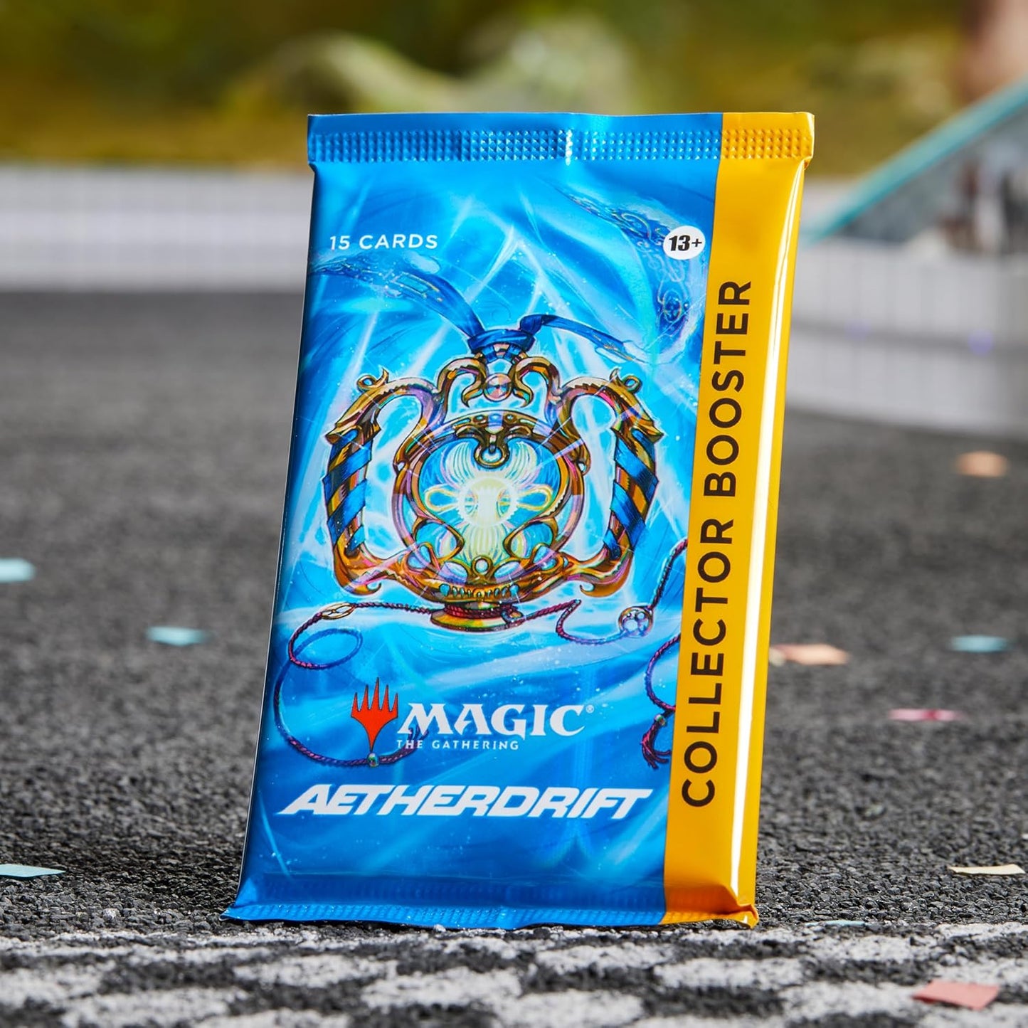 Magic: The Gathering Aetherdrift Collector Booster (1 Pack of 15 Cards)